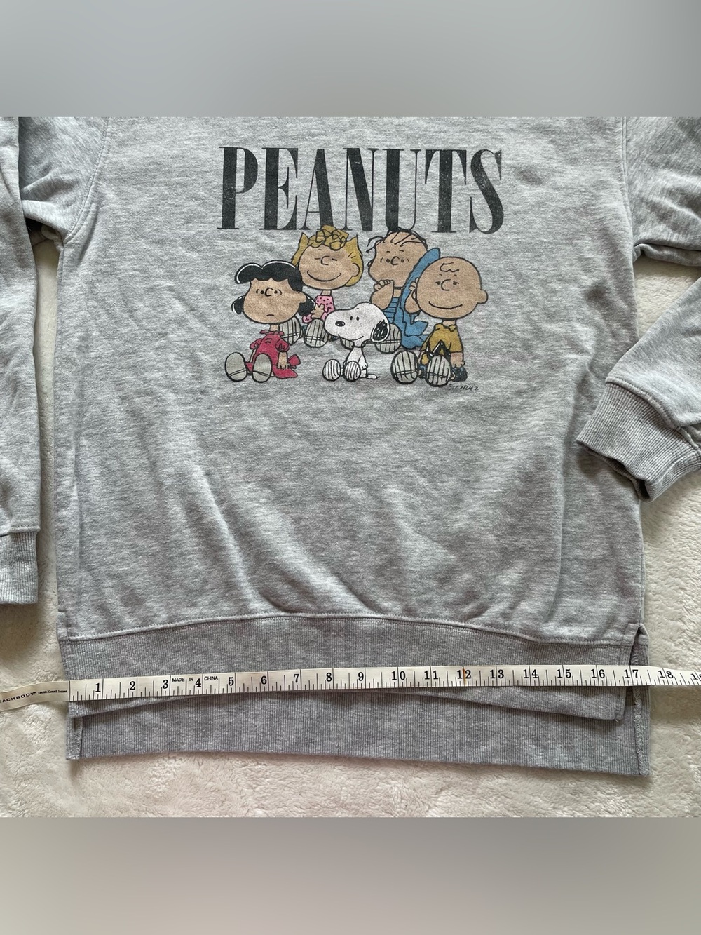 Peanuts Oversized Sweater size S - Picture 7 of 11